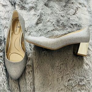 Stunning Bandolino Shimmering Silver Block Heels (New)